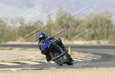 media/Nov-16-2025-Race Pace (Sun) [[8c5fa54630]]/Verified Riders/2-Turn 7 (945am)/